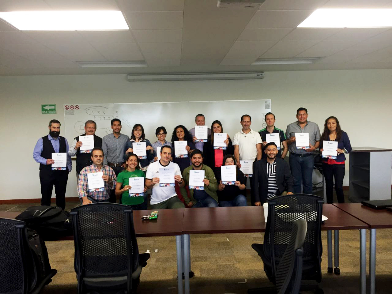Alumnos del Diplomado en Alta Dirección para Empresarios Gasolineros Tec de Monterrey